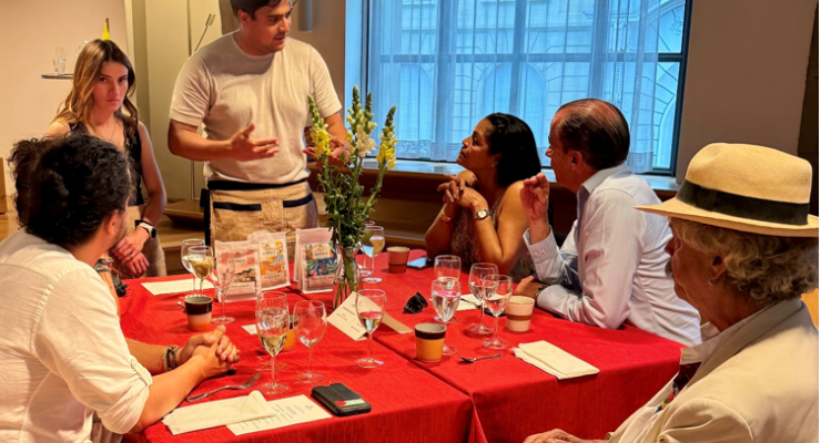 Degustación de café colombiano a cargo de Quimbaya café– Foto: Personal de la Embajada de Colombia en Suiza