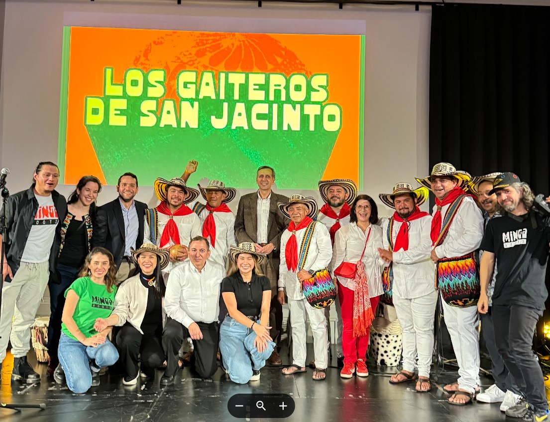 Los Gaiteros de San Jacinto trajeron el legado de las gaitas y los tambores a Berna 