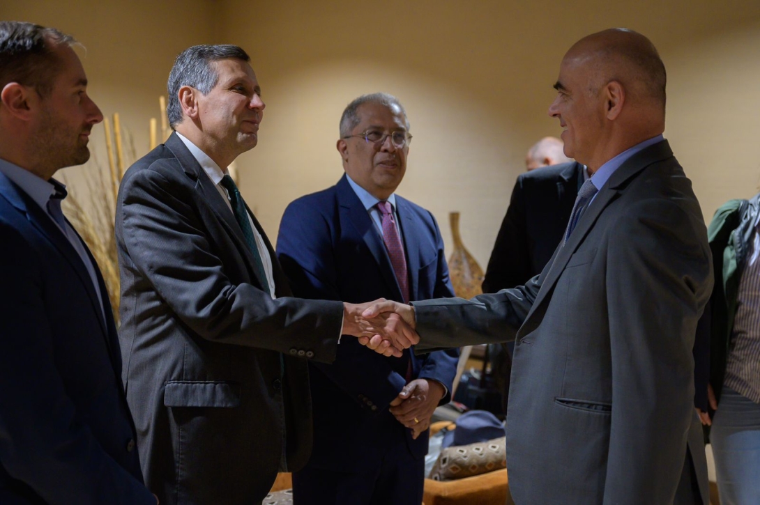 Presidente de Suiza inicia visita oficial a Colombia